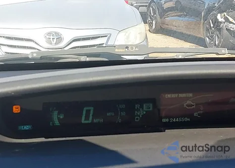 2014 Toyota Prius Three z USA, uszkodzony, nr VIN JTDKN3DU5E0375138